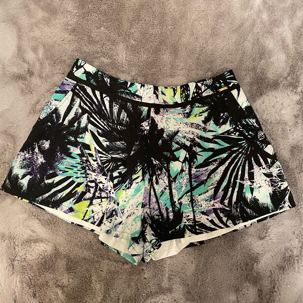 2/$25 or 3/$30….Bebe tropical summer shorts (L)